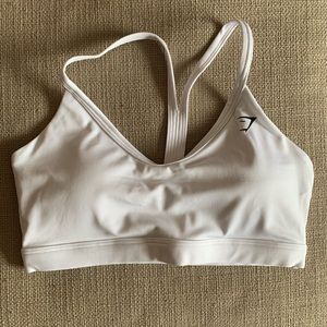 NWT Gymshark training v neck sports bra
